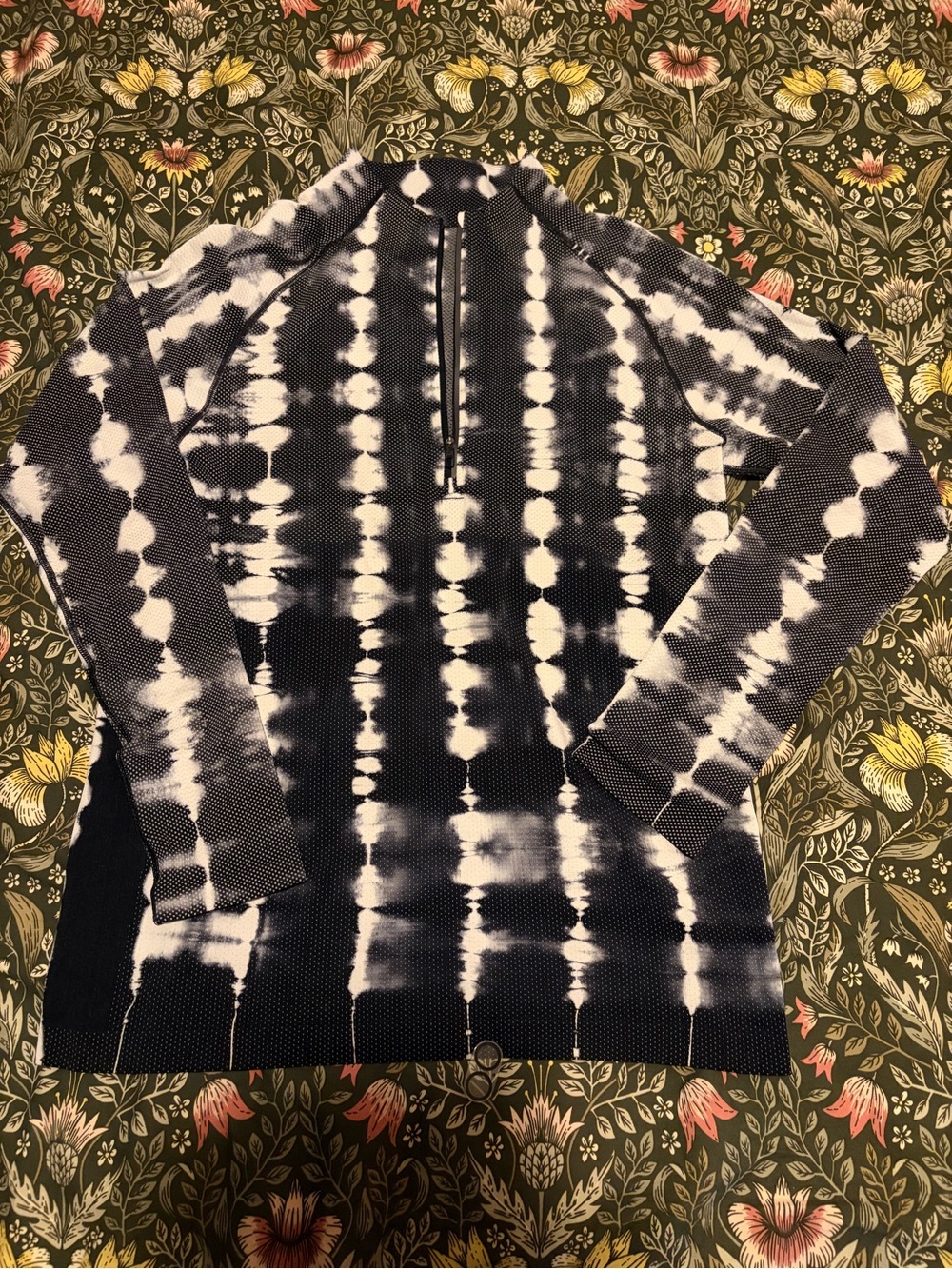 Men's lululemon metal tech Half-Zip Black & White